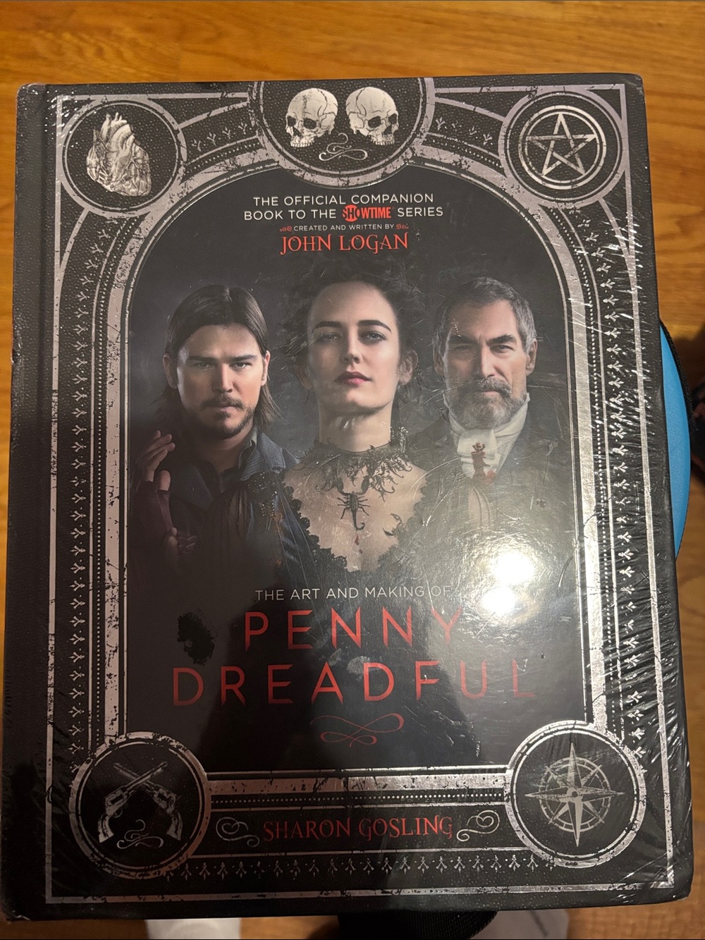 Penny Dreadful: The Art and Making Companion Book - Dark Cover